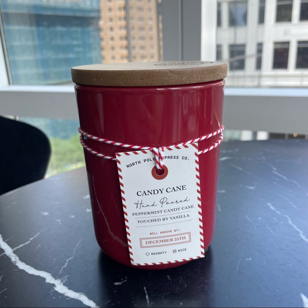 DW Home Candy Cane Candle